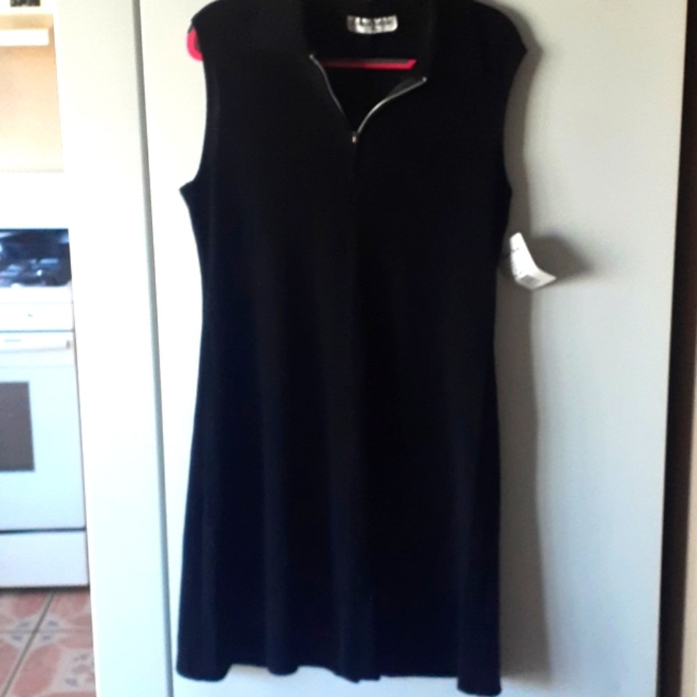 Ronni Nicole black dress size 16